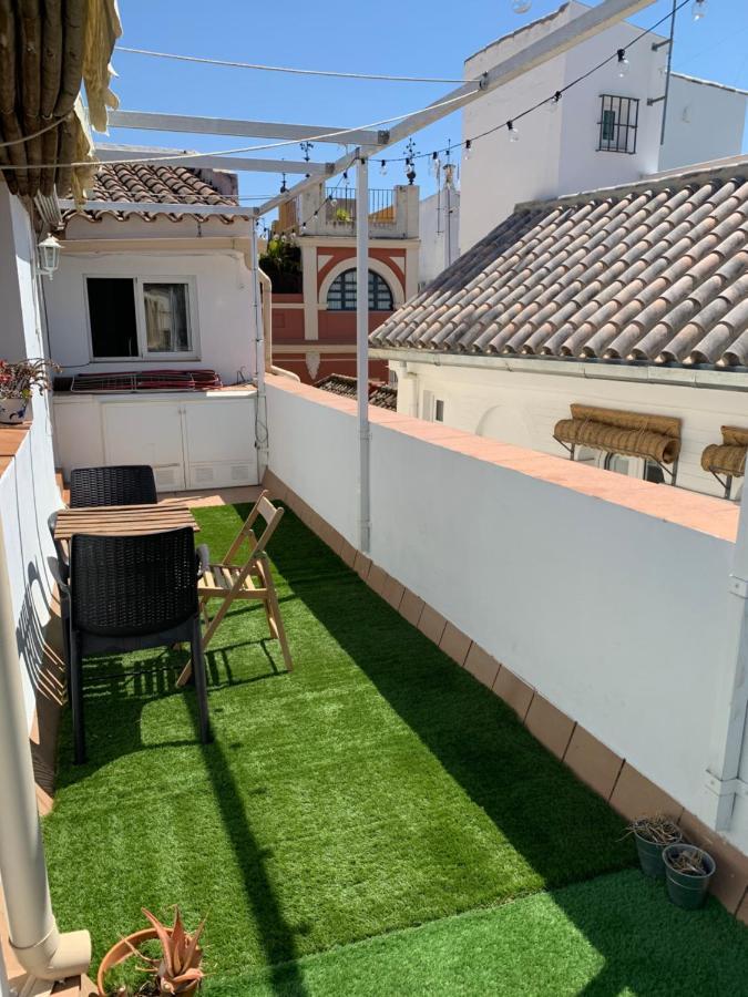 Stunning Attic With Private Terrace And Parking Optional Apartment Seville Exterior photo